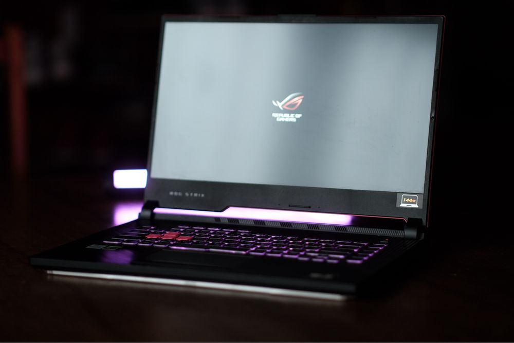 Asus Rog G512LI 15.6