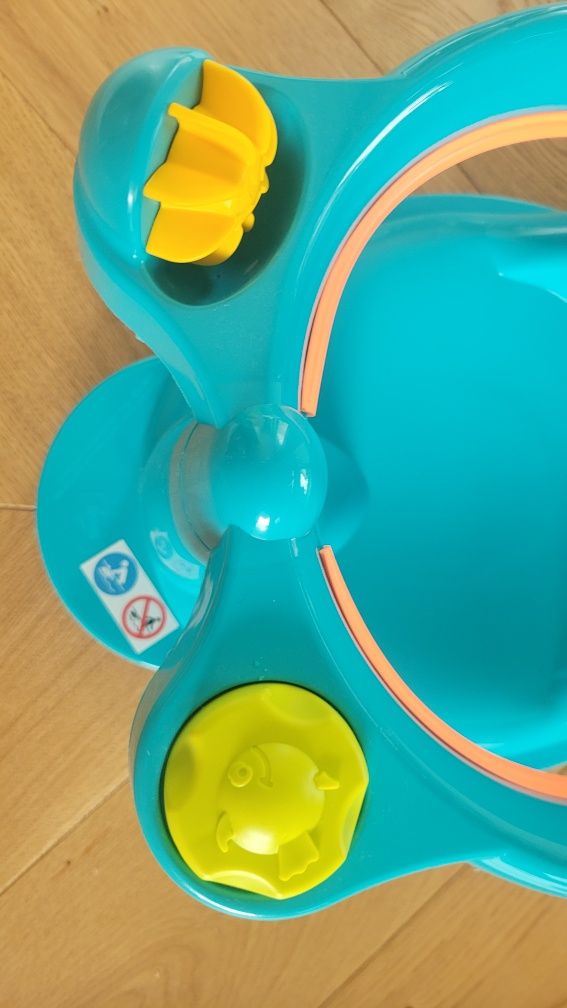 Nowe siedzisko dla niemowlaka do kąpieli  Tigex