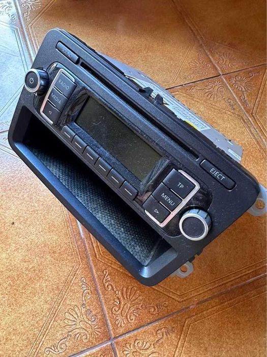 Autoradio original VW Polo 6R - RCD 210 MP3