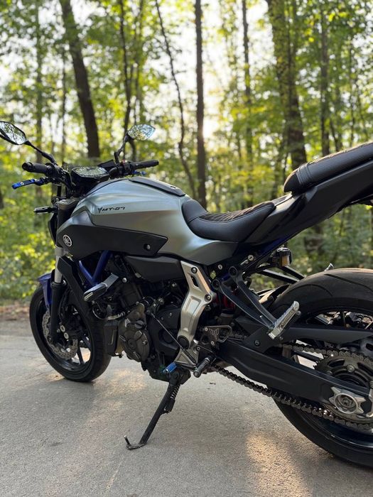 Yamaha mt-07 2016