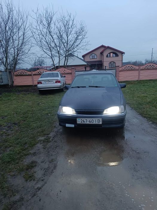 Продам опель омега А 2.3