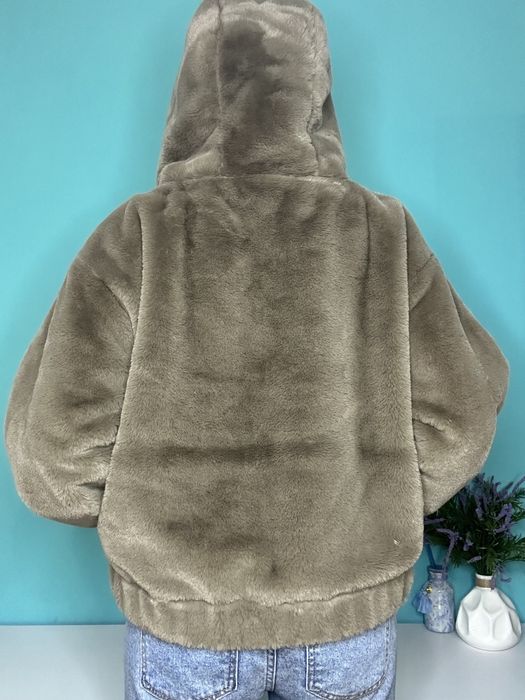 Шубка серого цвета, размер S