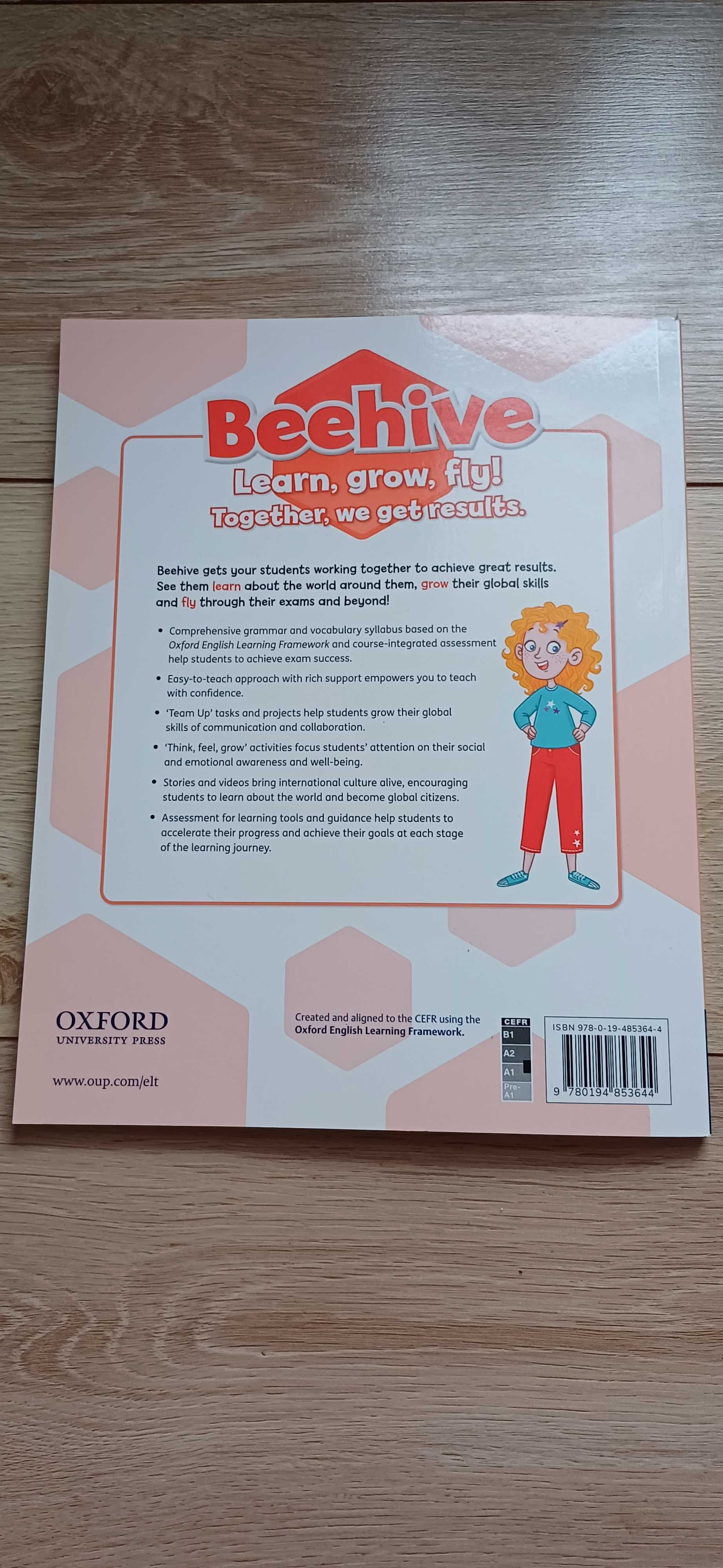 Nowy podręcznik i ćwiczenia Beehive 4 z kodem, Oxford