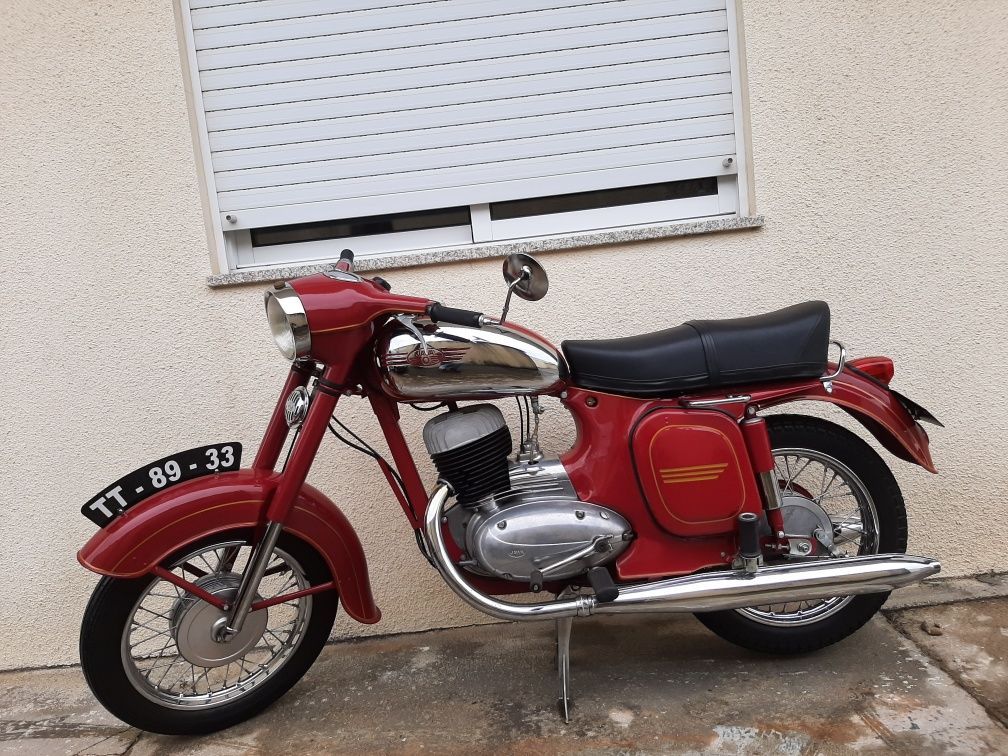 Vendo Jawa 250 de 1964