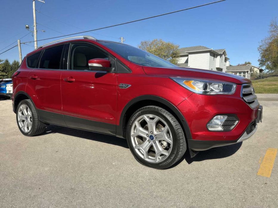 Ford Escape Titanium      2019