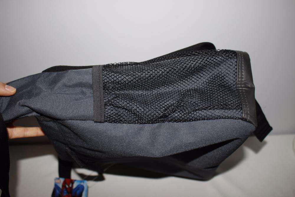 Mala Spider-Man NOVA com etiqueta Original Marvel