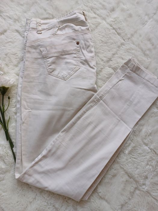Jeansy białe s/m