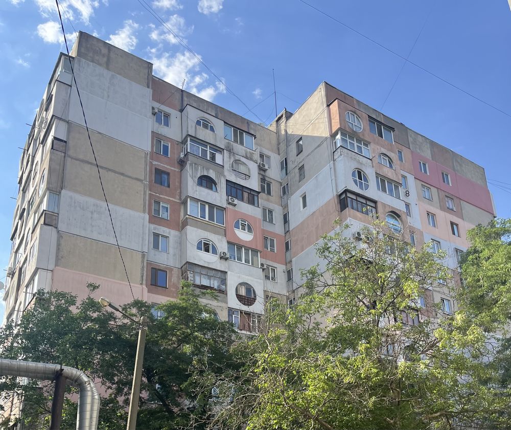 Продаж 2 кімнатної квартири вул. Космонавтів, зуп. Електронна