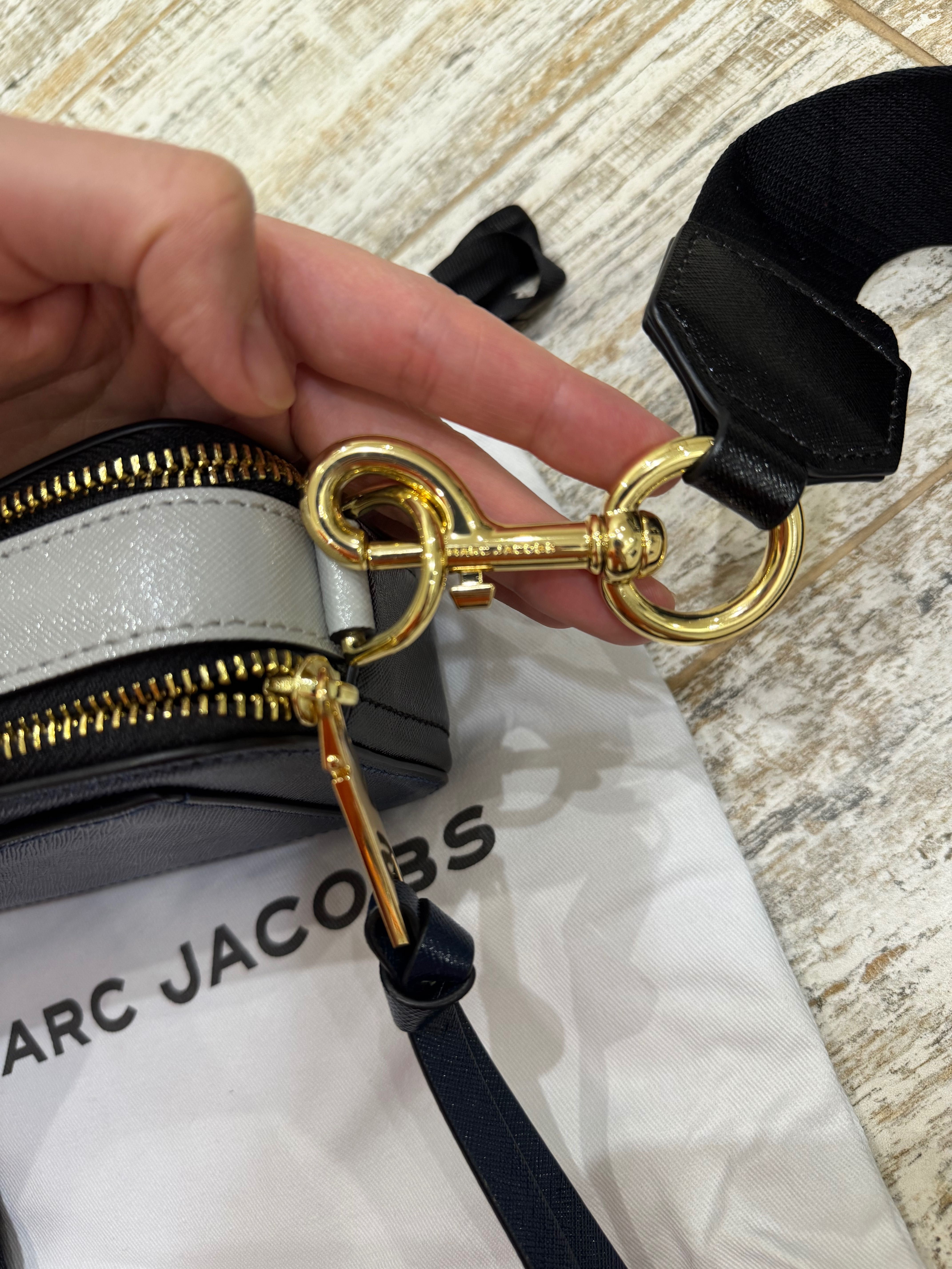 Сумочка-клатч MARC JACOBS в идеальном состоянии как новая оригинал