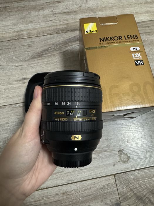 Объектив Nikon f16-80 2.8-4e ED VR