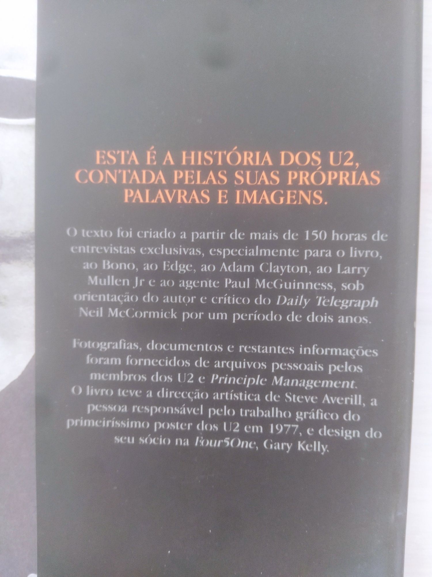 "U2 BY U2" Biografia