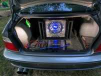 Tuba subwoofer hifonics brutus