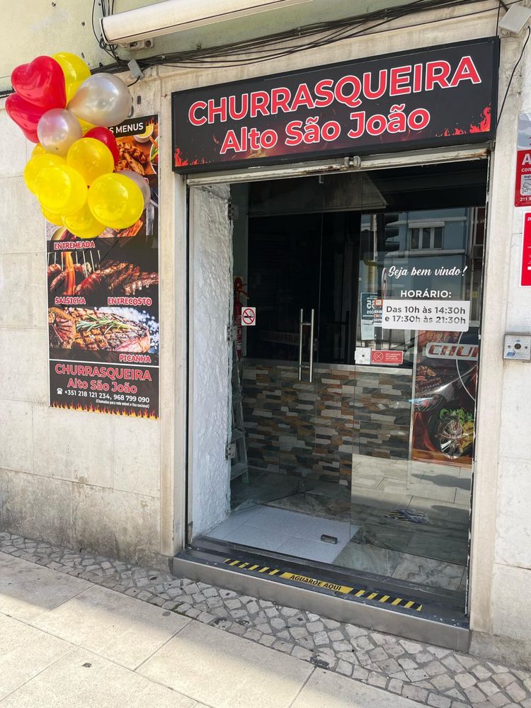 Trespasse de Churrasqueira Lisboa em funcionamento