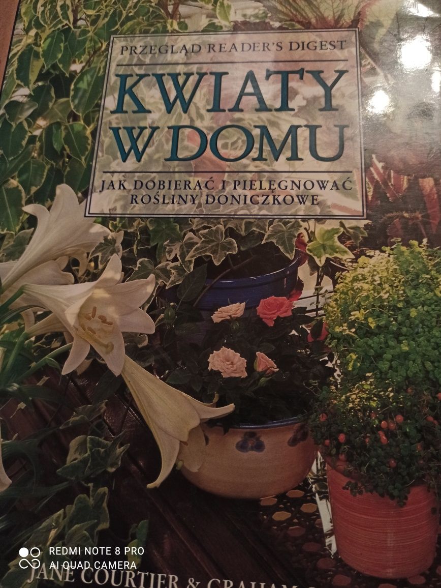 Kwiaty  w  domu  twarda oprawa