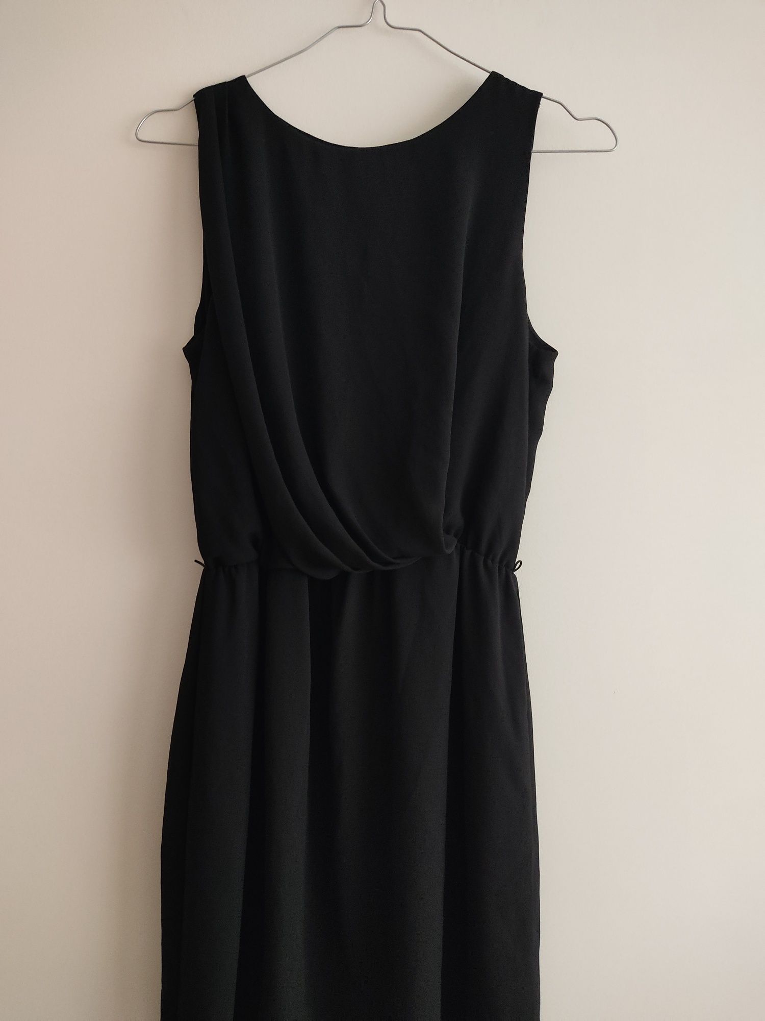 Vestido Preto Mango (Tamanho XS)