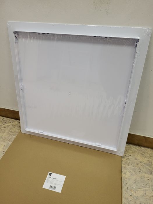 Drzwiczki rewizyjne 550×550 mm
