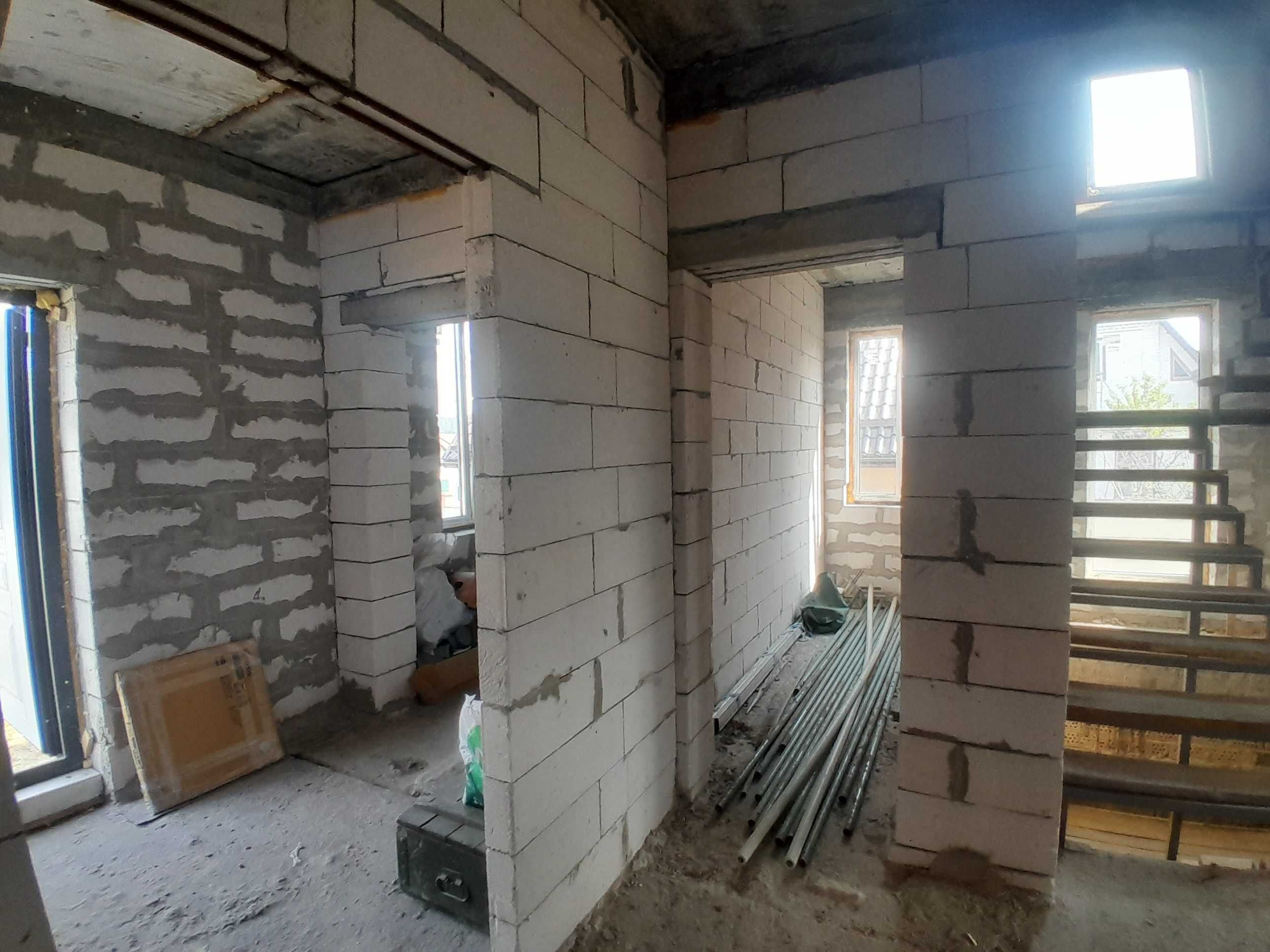 Продаж будинку 210 м2 на 10сотках. Центр!