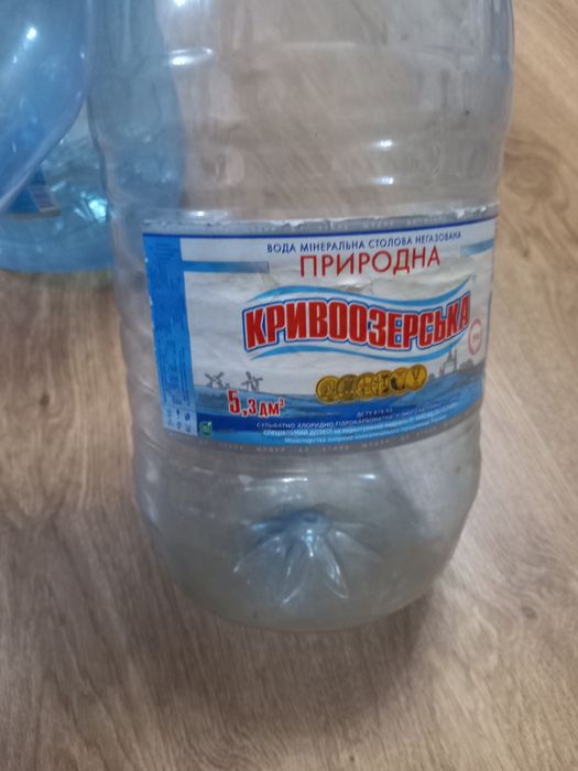 Пластиковые бутылки - 5л, 6л, 9л.