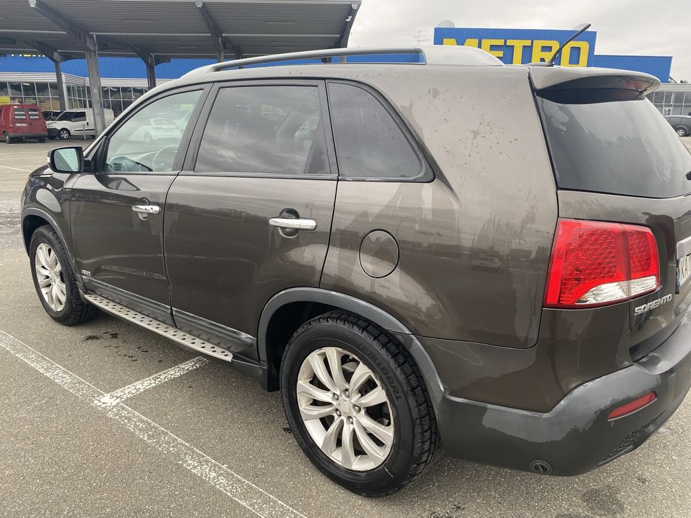 KIA Sorento 2011 року, 2.4 газ/бензин