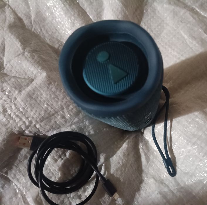 Jbl flip 6 original GG.темно синия цвета.+ Шнур.