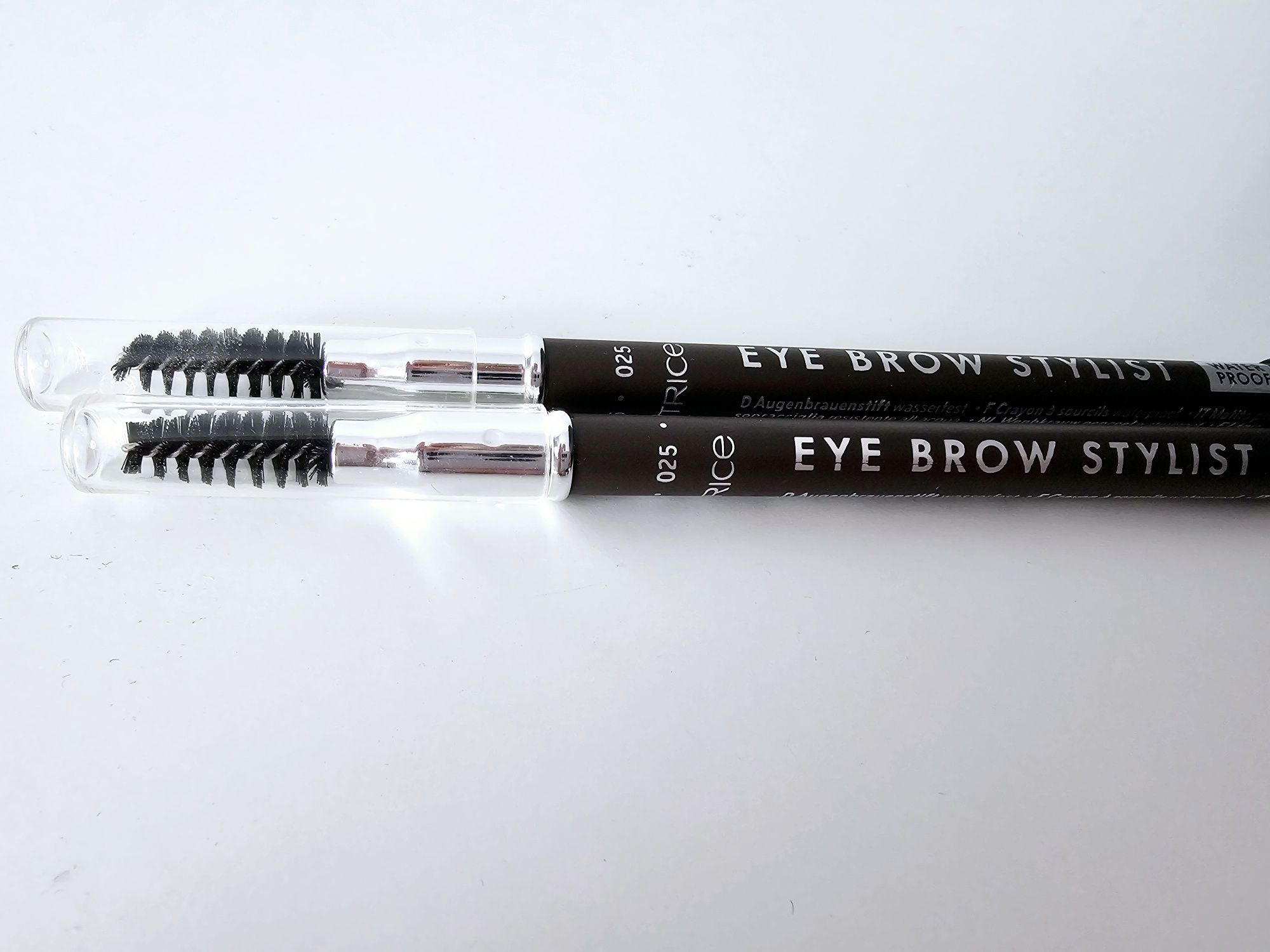 Nowa kredka do brwi Catrice Eye Brow Stylist 025 dwie sztuki