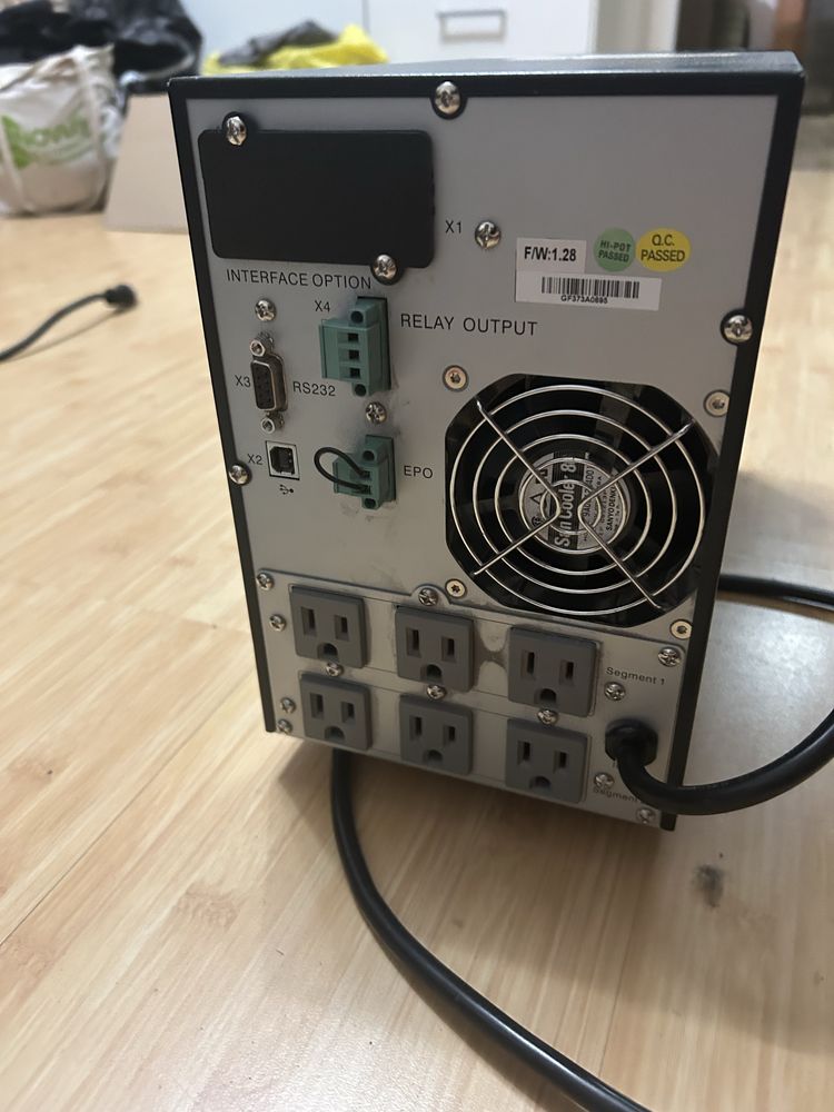 ИБП Eaton 9130 UPS Робочий