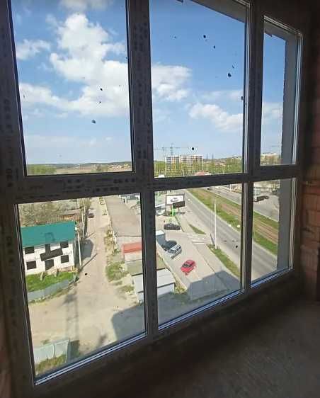 Продаж 2к квартири 67.3 кв. м