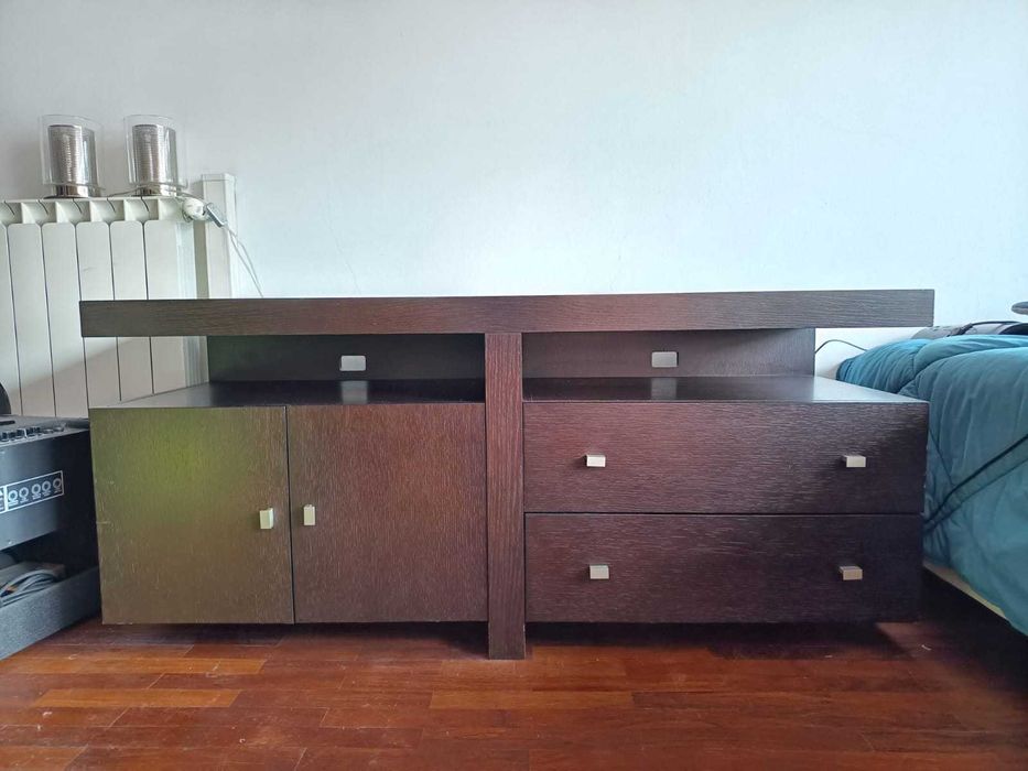 Móvel TV em madeira wengue