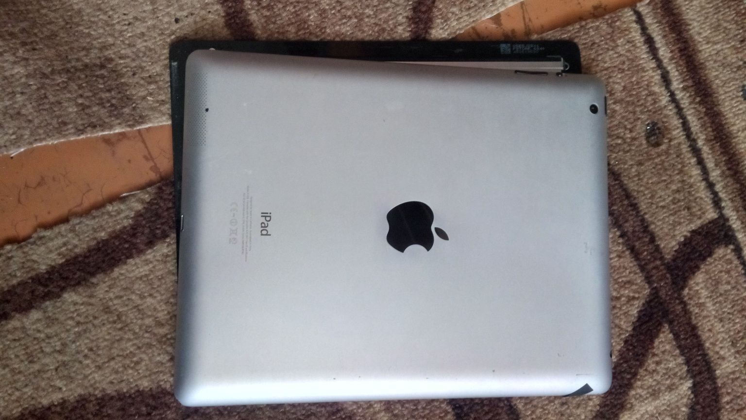 Запчасти на планшет Apple a1458