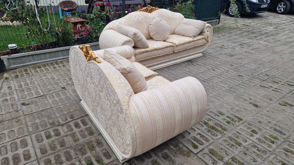 Sofa włoska 3+2 Chesterfield Antyczna Funkcja spania złota zestaw