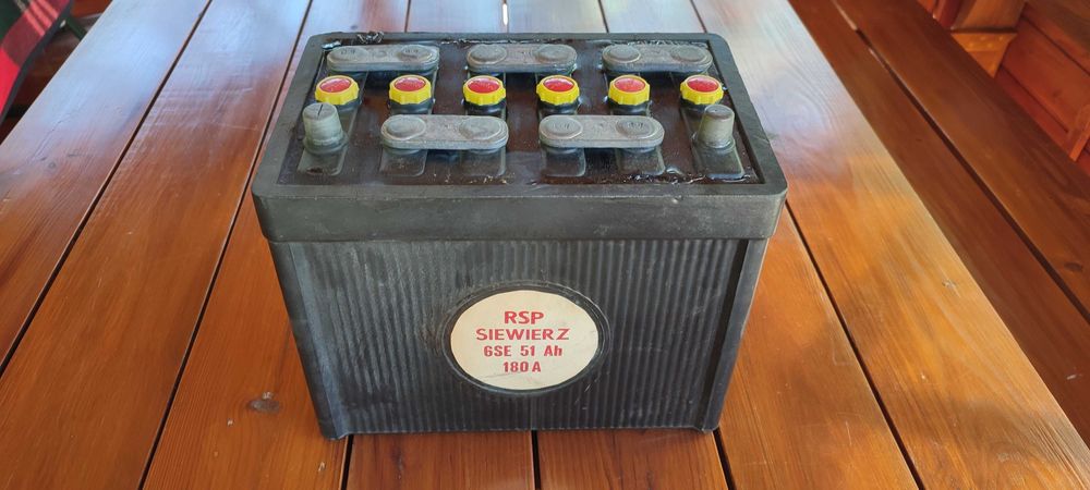 Akumulator ebonitowy syrena