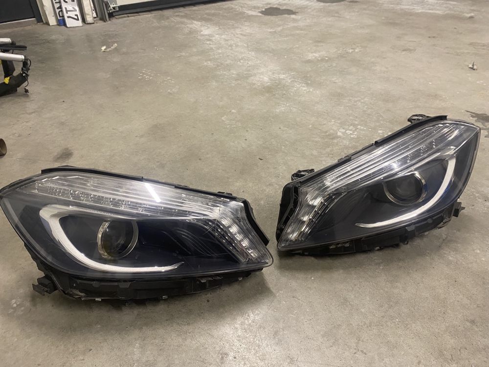 Lampa xenon lewa mercedes w176 kompletna