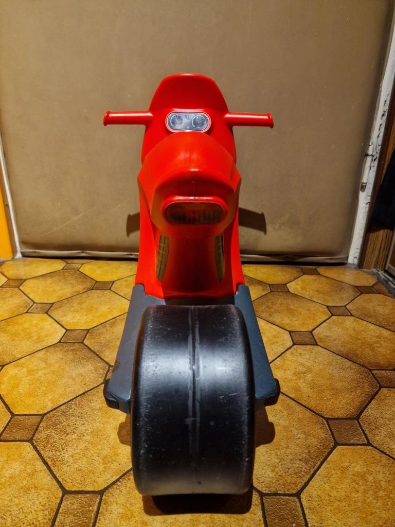 Motorek plastikowy biegowy