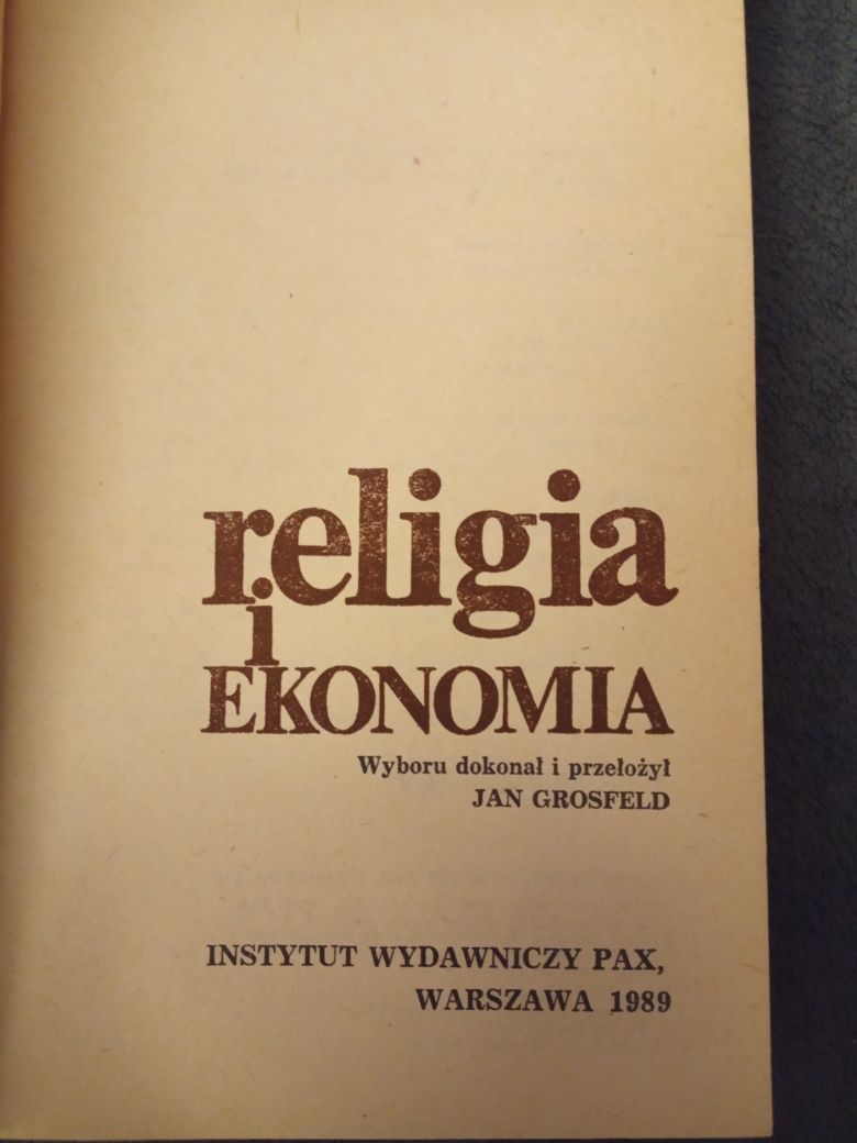 Religia i ekonomia - Jan Grosfeld