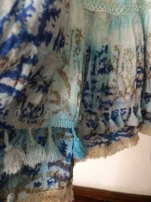 Vestido novo com lentejoulas bordadas