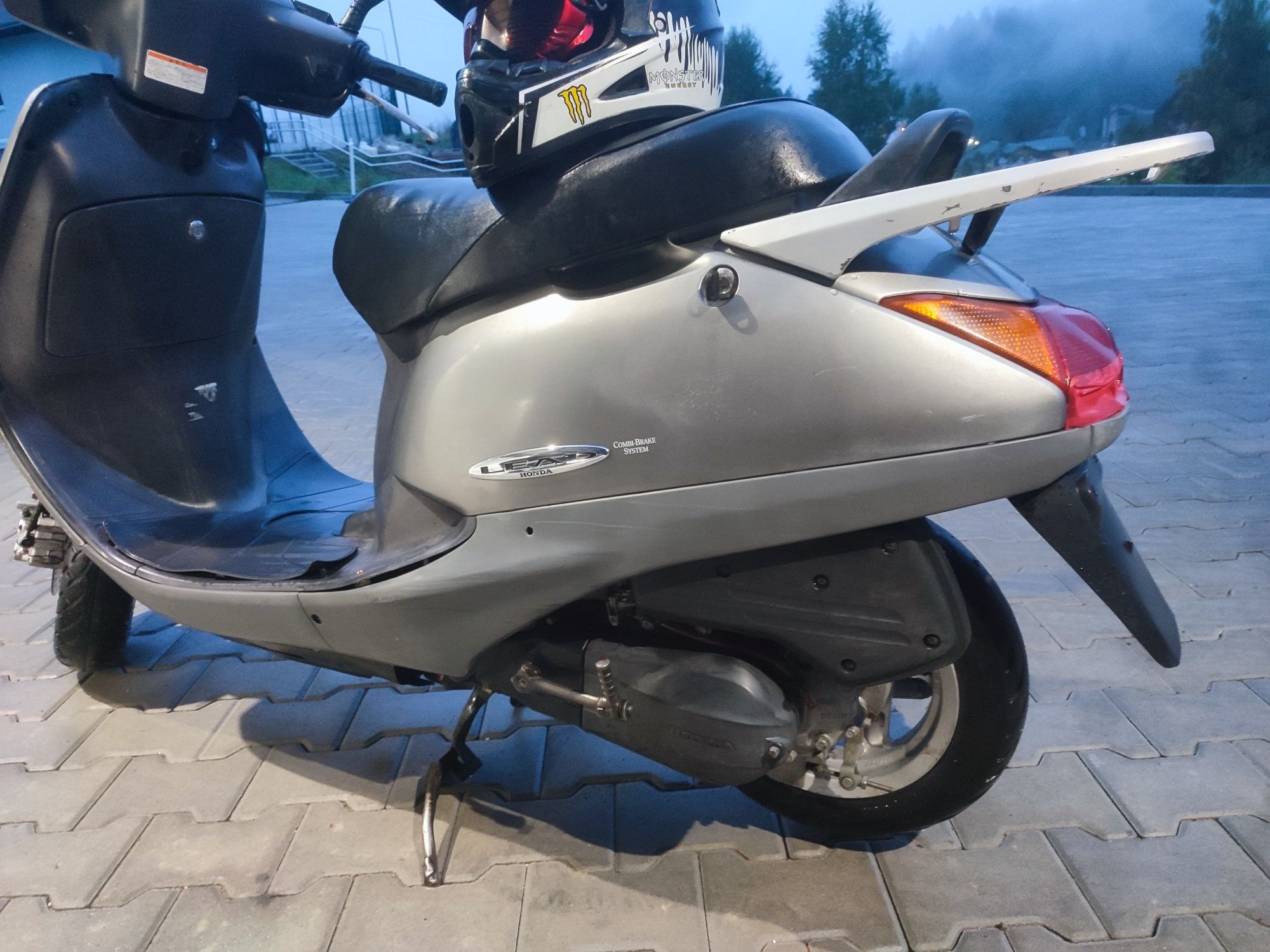 Продаю honda lead af48