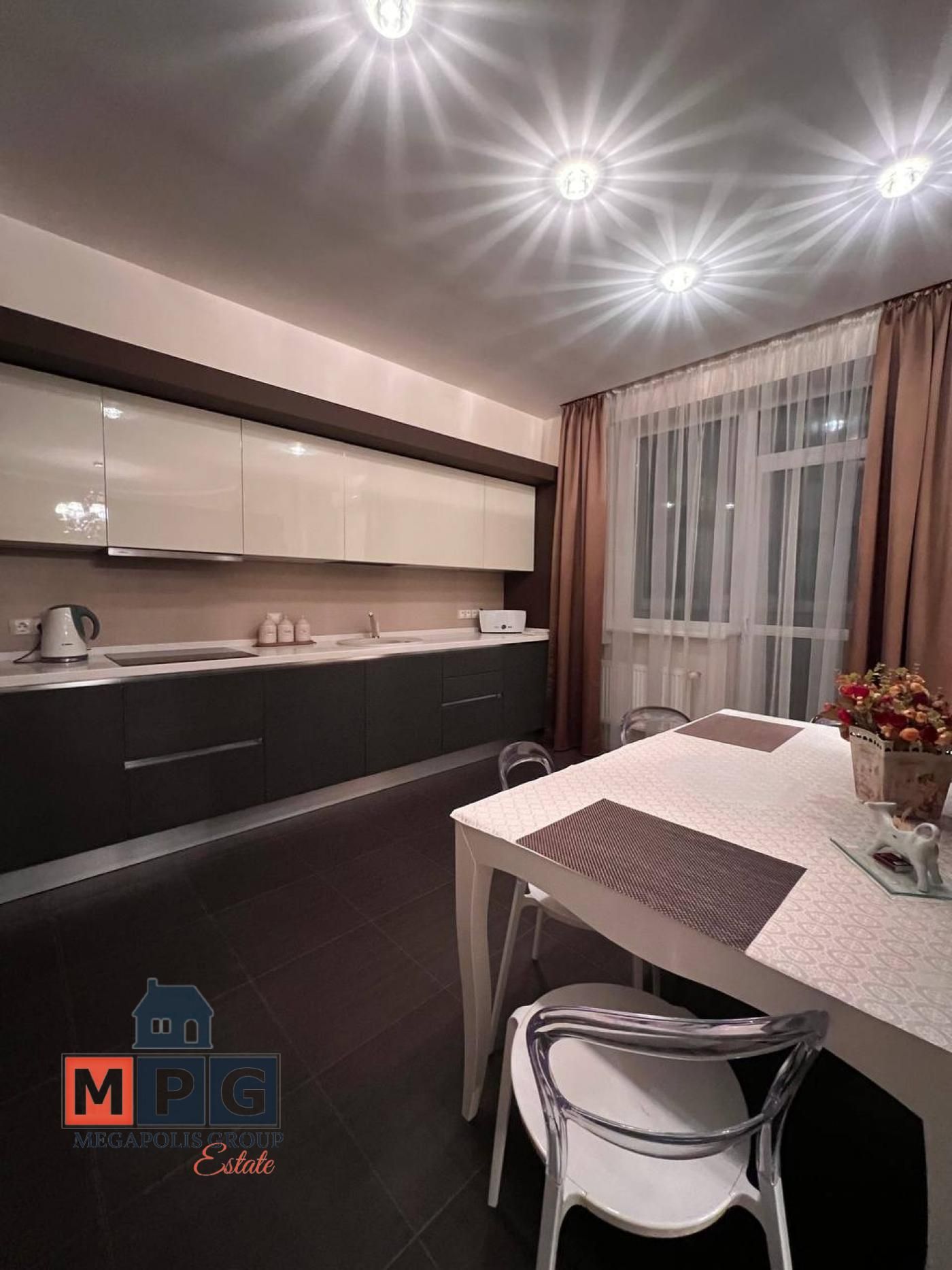 Продаж / Квартира / Культури, Держпром, Харків