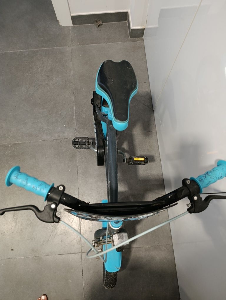 Bicicleta menino azul