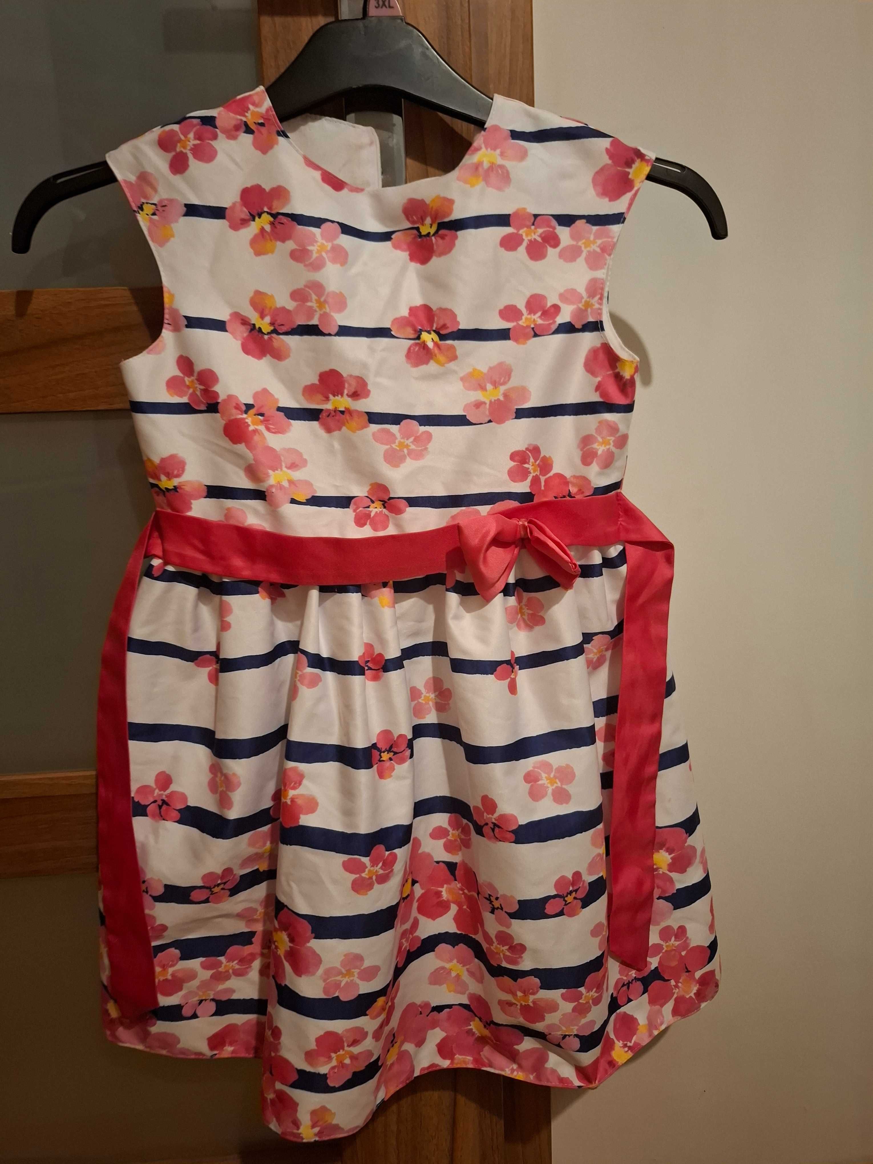 Elegancka sukienka 140 dla dziewczynki
