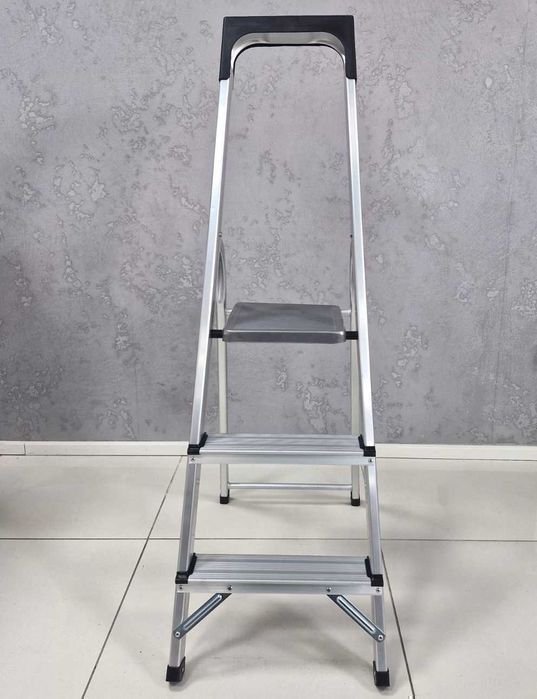 Драбина алюмінієва, стремянка 3 сходинки  Gut Meister APL-13063