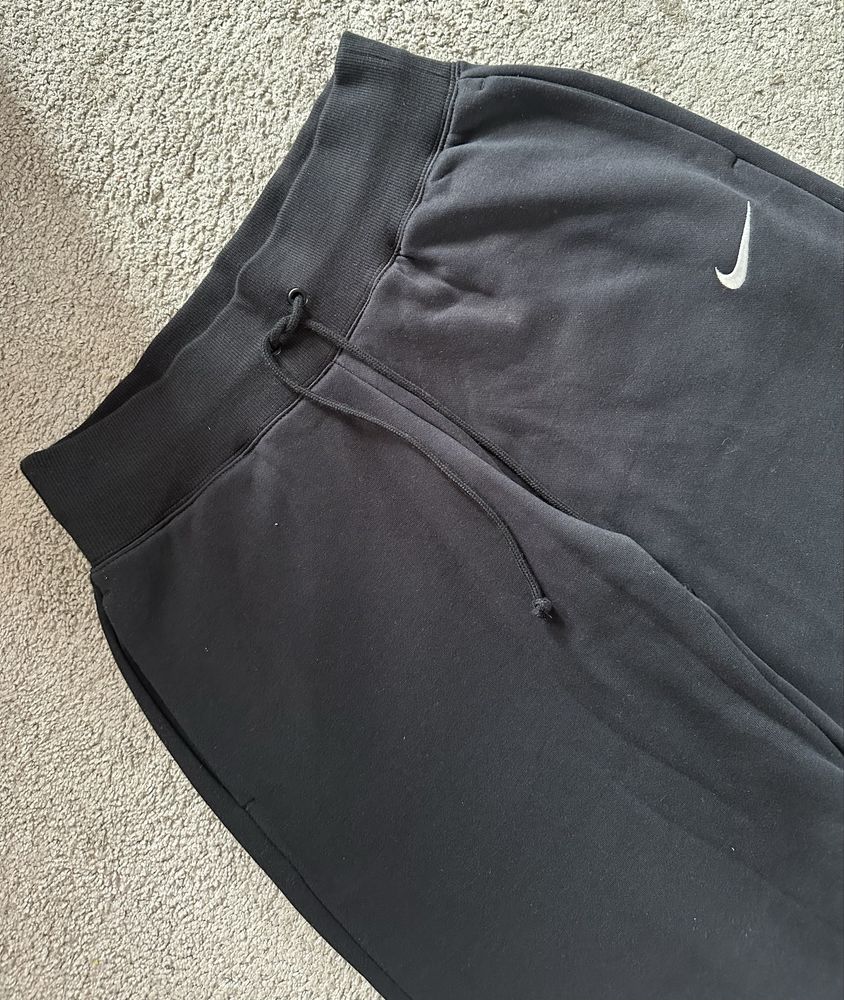 Spodnie dresowe nike dresy