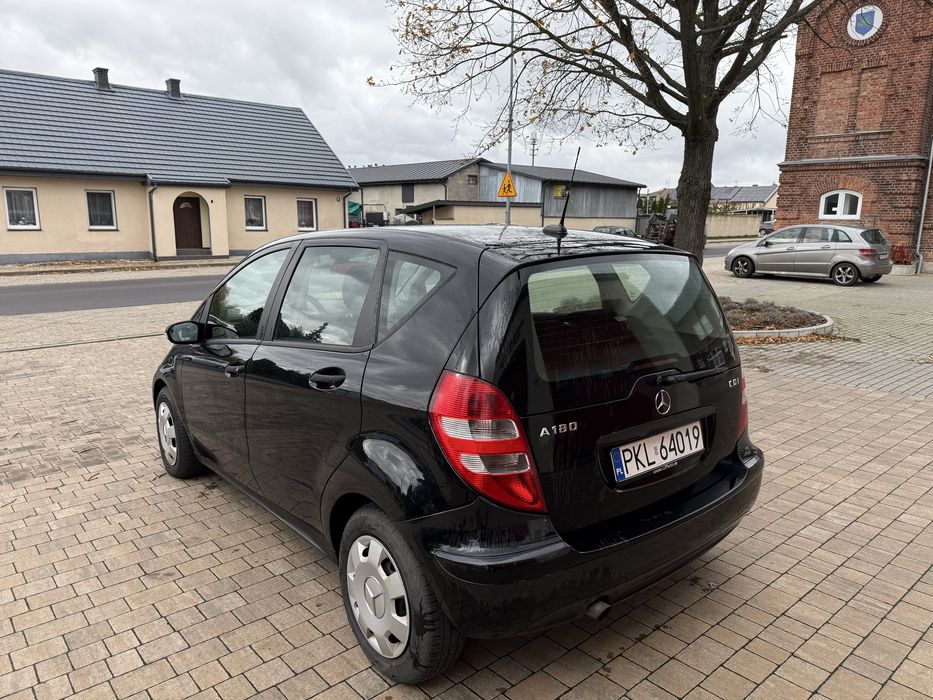 Mercedes A-Klasa*Automat*Klimatronik *2.0Disel*Czarny 5 drzwi