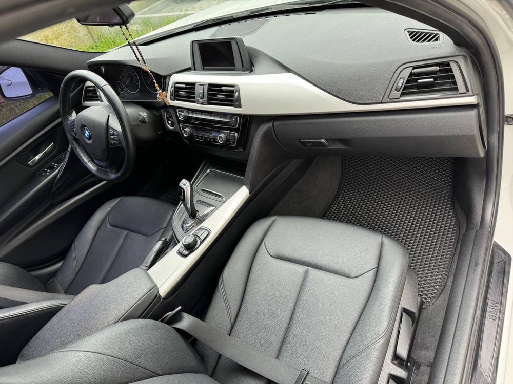 Продам Терміново BMW 320 X-drive