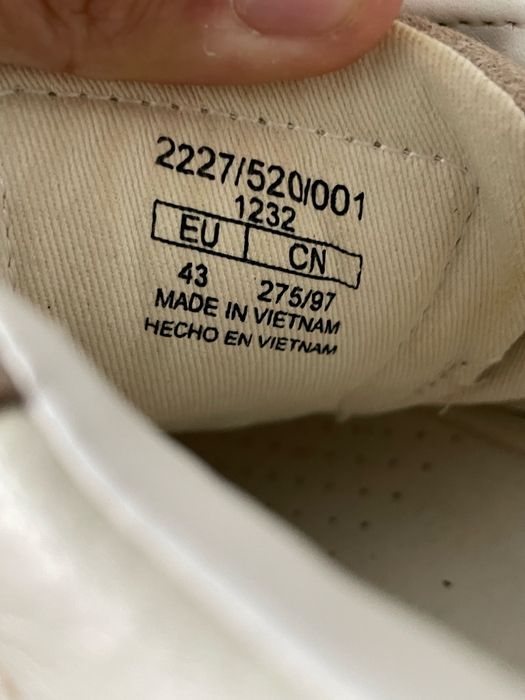 кросівки Zara 43 розмір