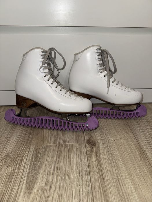 Łyżwy figurowe Risport Antares 255