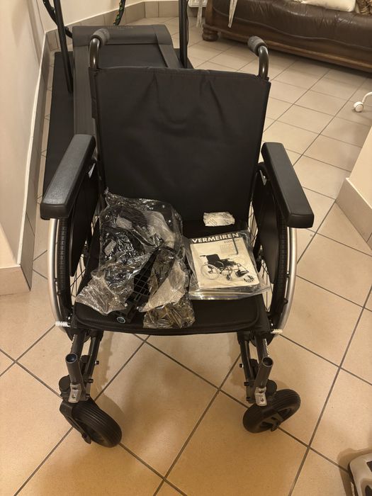 Wózek inwakidzki Vermeiren V500 Active