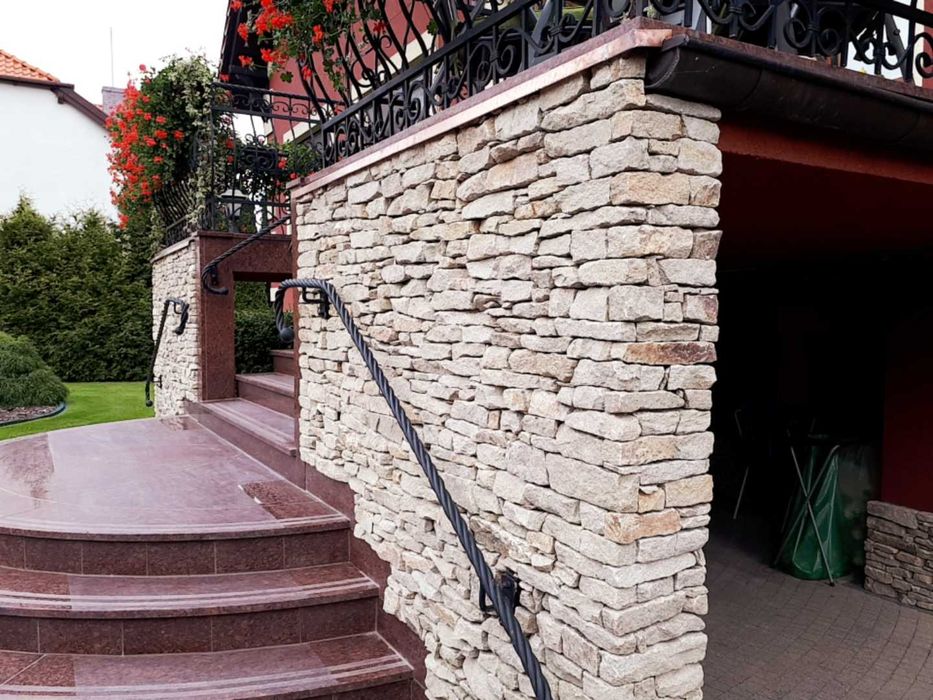 kamień na elewację ryska granit kamień ogrodowy ozdobny