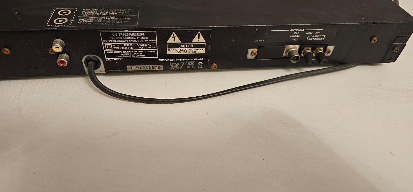 Radio tuner Pioneer F-225