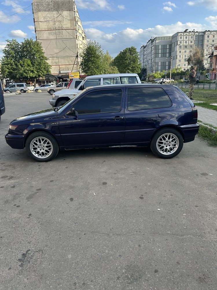 Volkswagen Golf 1995 III покоління/Тур 1Н • 1.6 МТ (101 к.с.)