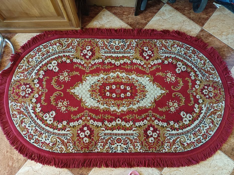 Dywan owalny  z frędzlami vintage